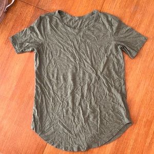 Green lululemon too. No tag. Size 6. No holes